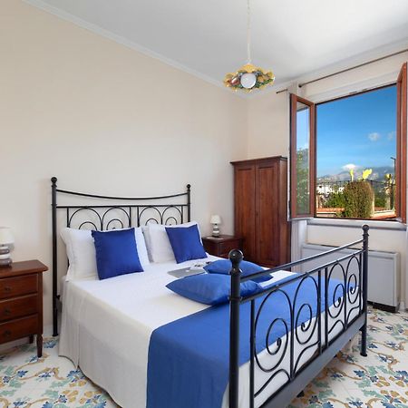 Bed and Breakfast Relais Santa Lucia Sorrent Exterior foto